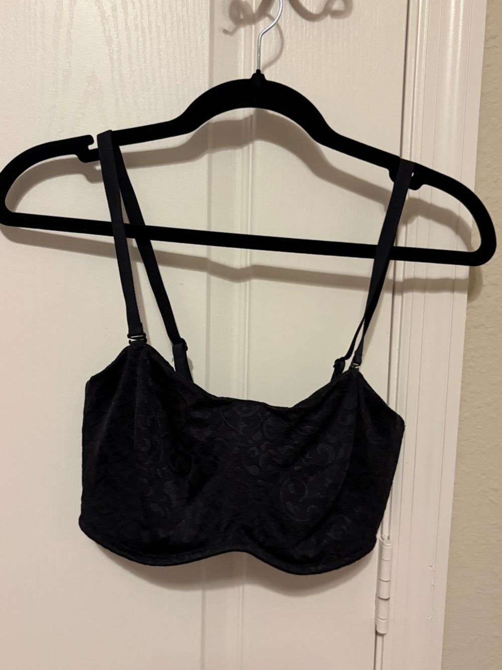 Black Lace-Pattern Bralette Top